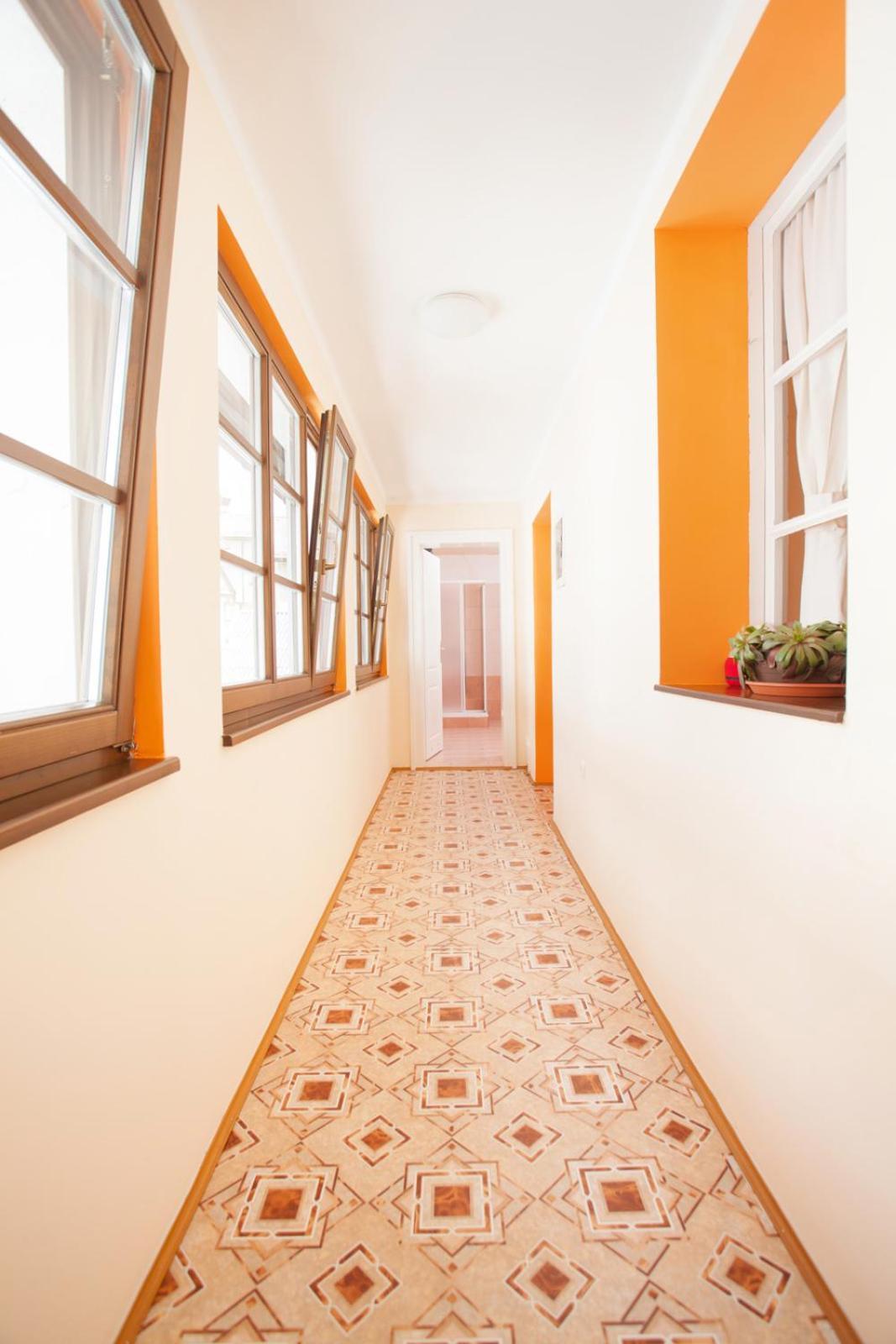 Apartma Na Starem Placu Idrija Bagian luar foto