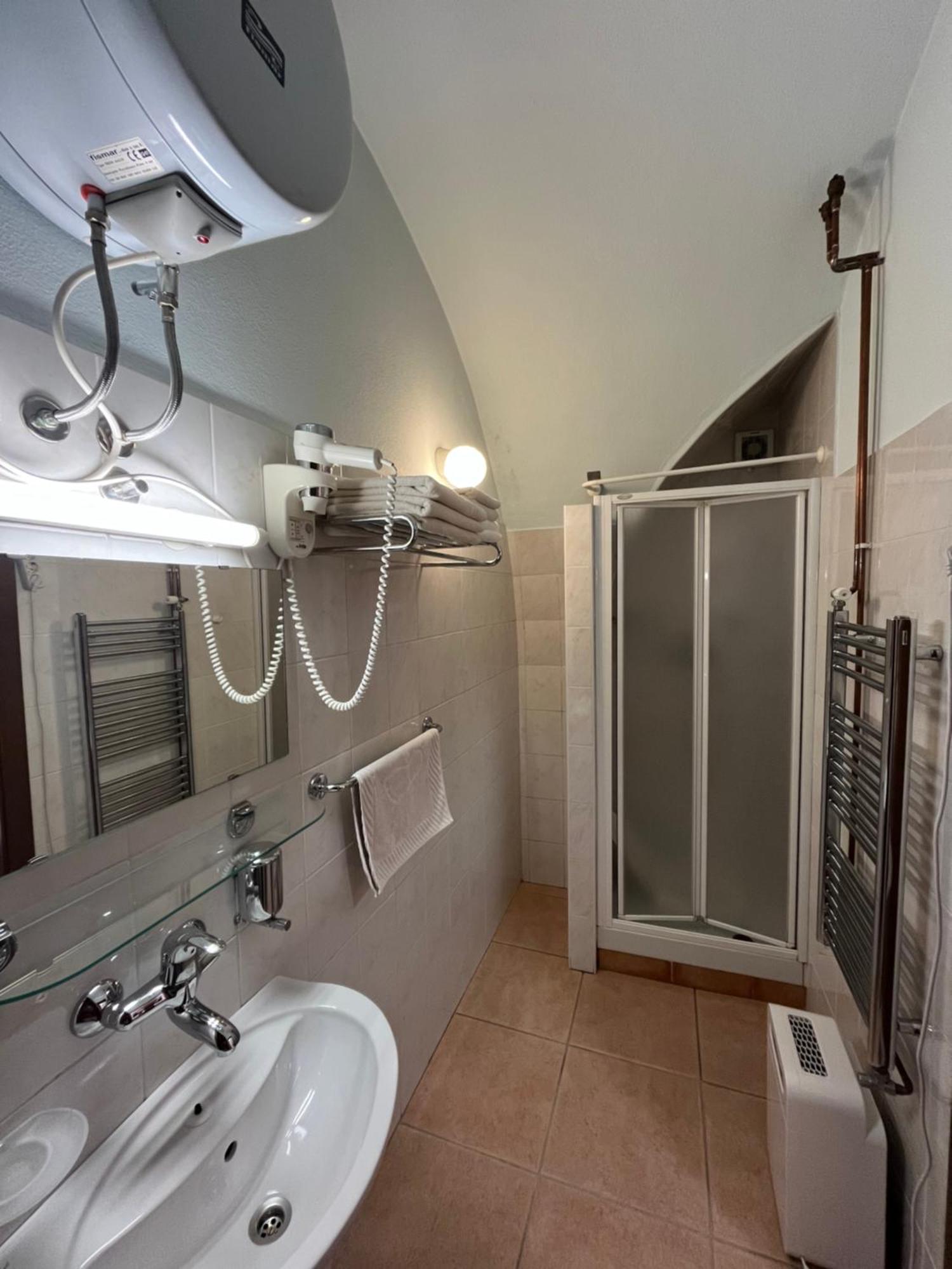 Apartma Na Starem Placu Idrija Bagian luar foto