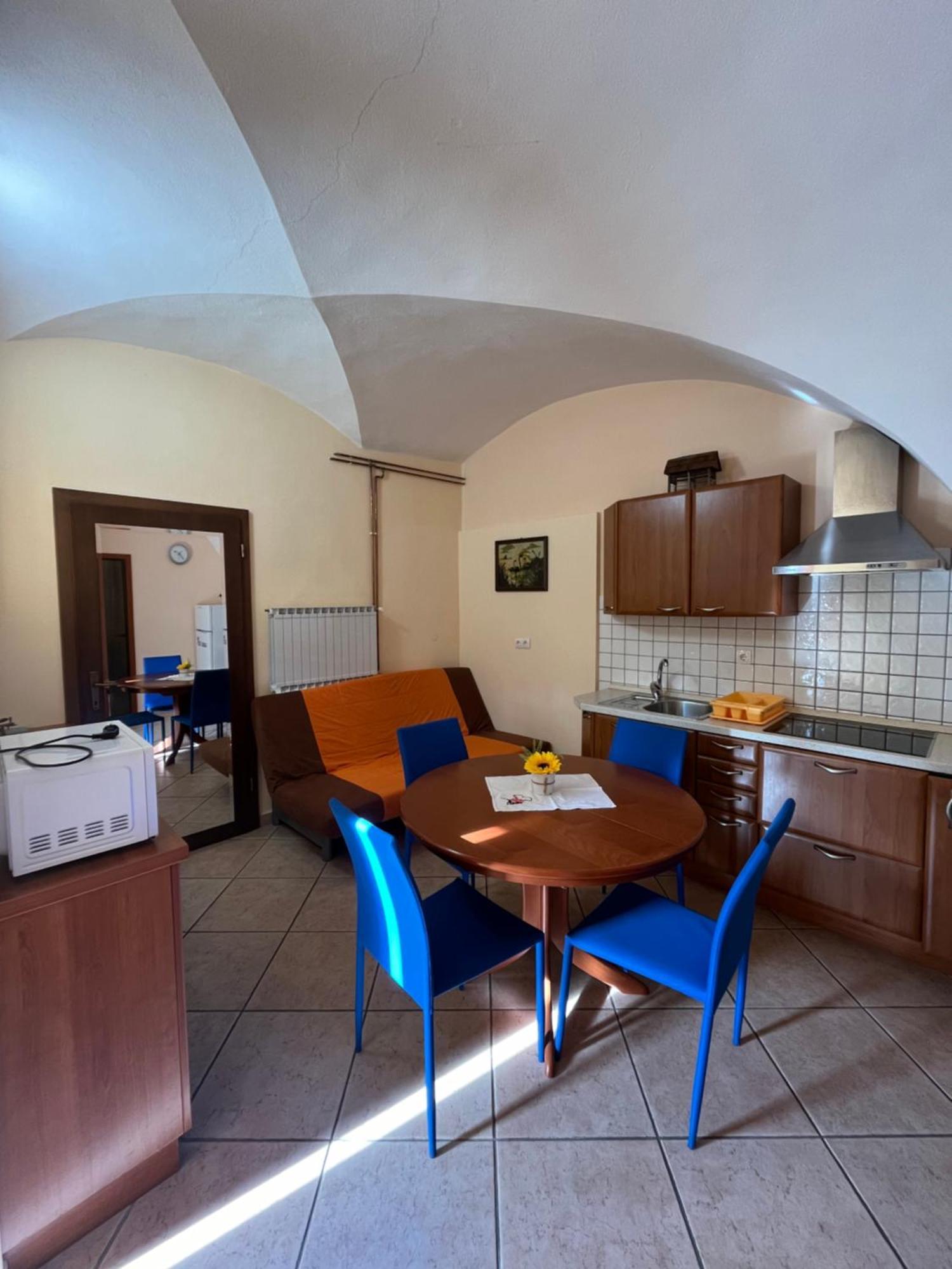Apartma Na Starem Placu Idrija Bagian luar foto