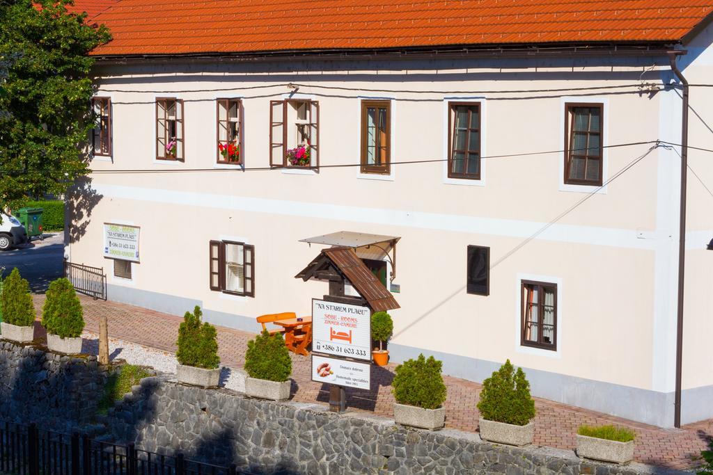 Apartma Na Starem Placu Idrija Bagian luar foto